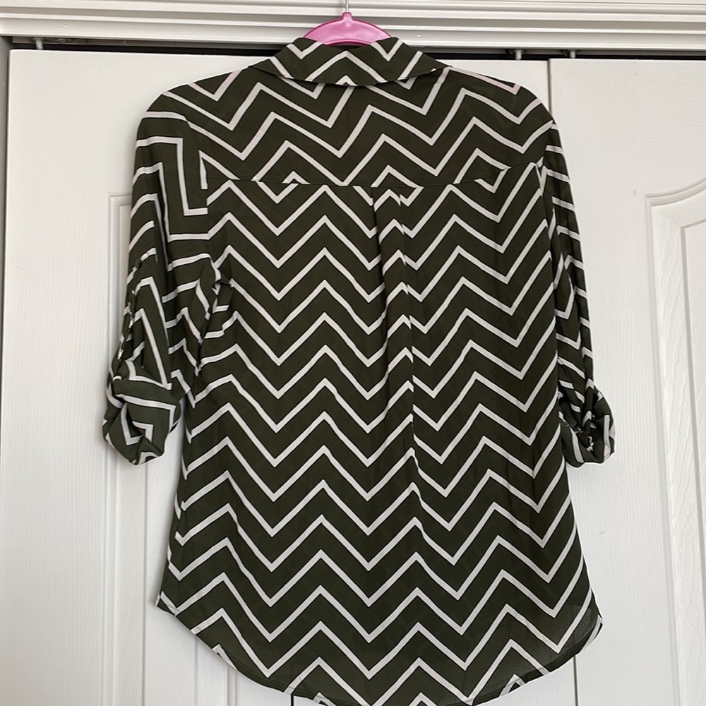 Express button up blouse - Picture 5 of 5